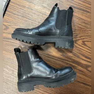 Chelsea Ankle Boots size 9